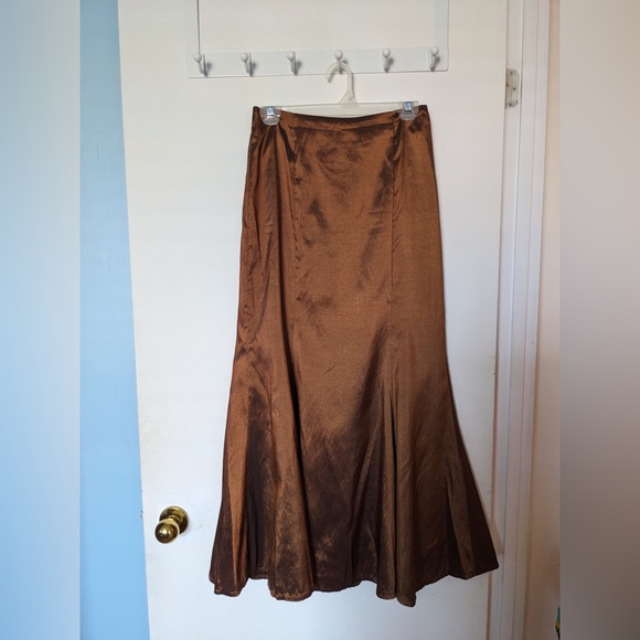 Melanie Lyne brown skirts size 2, made in Canada - Picture 1 of 2